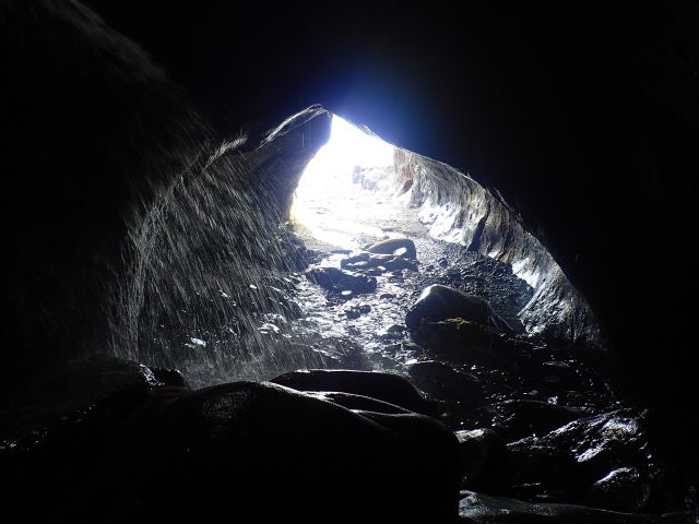 海蝕洞窟